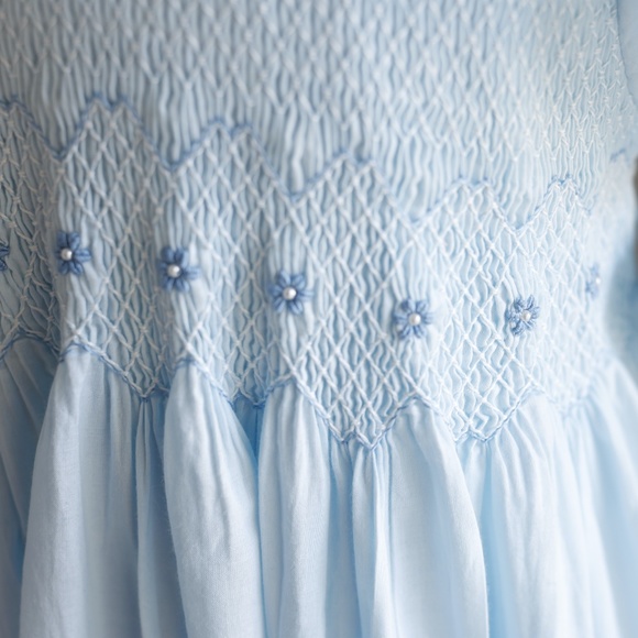 Strasburg Dress Hand Smocked Blue Special Occasion Mint Condition LOVELY - Picture 2 of 10
